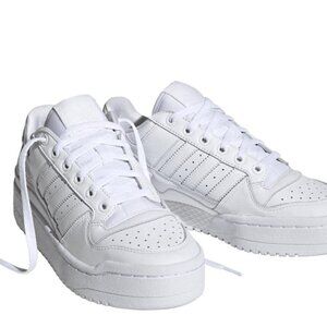 size 7.5-Adidas Forum Bold 3-Stripes Basketball Sneaker (Women)